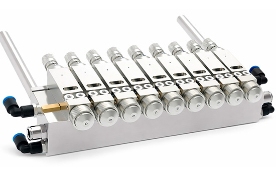 Custom oil spray valve manifold for coil lubrication in mechanical press – NEUBOR
