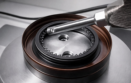 Jetting grease dispensing on bearing industrial application – NEUBOR